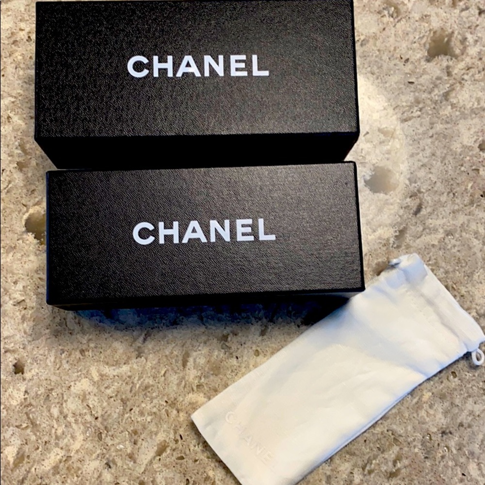Chanel Packaging - image 1